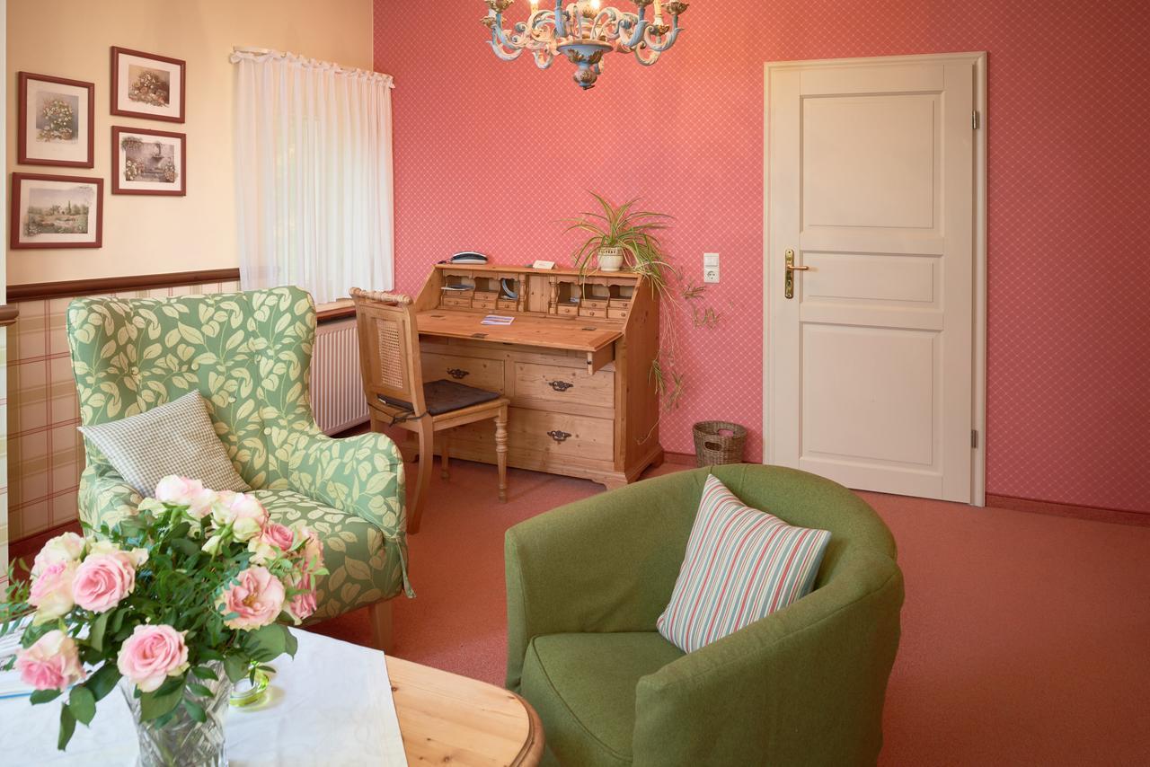 Pension Villa Edelweiss Sellin  ภายนอก รูปภาพ